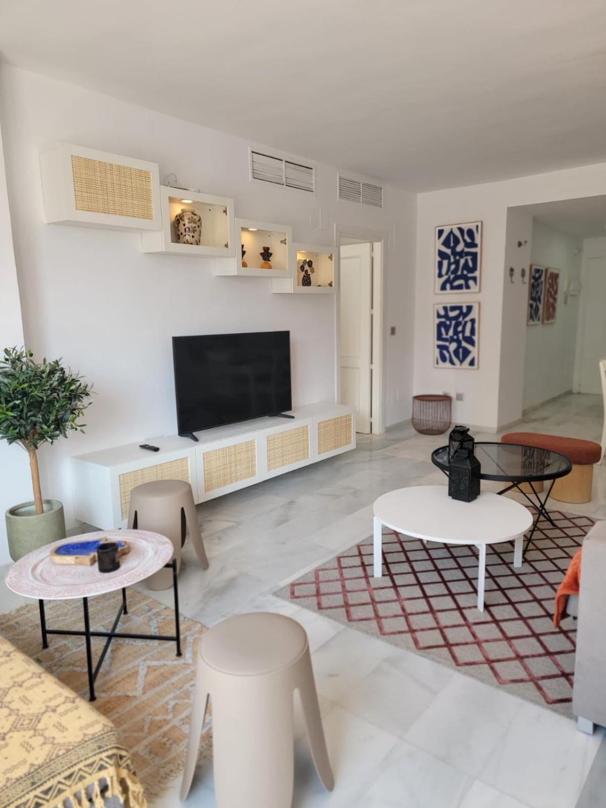 Jardines Del Puerto Apartment มาร์เบยา ภายนอก รูปภาพ