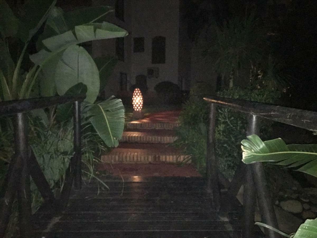 Jardines Del Puerto Apartment มาร์เบยา ภายนอก รูปภาพ